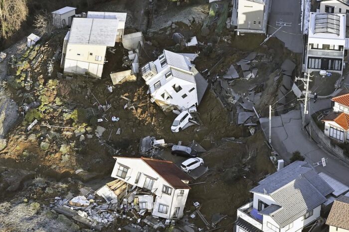 Al menos ocho personas muertas en Japon tras fuerte terremoto
