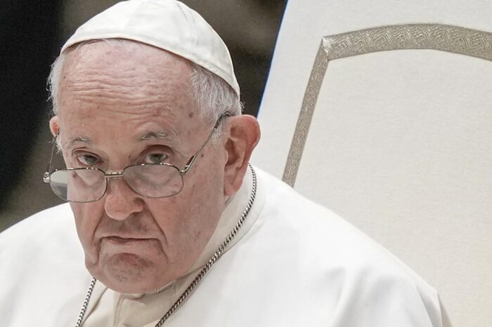 El papa Francisco condena la gestacion subrogada y pide un veto universal a la practica