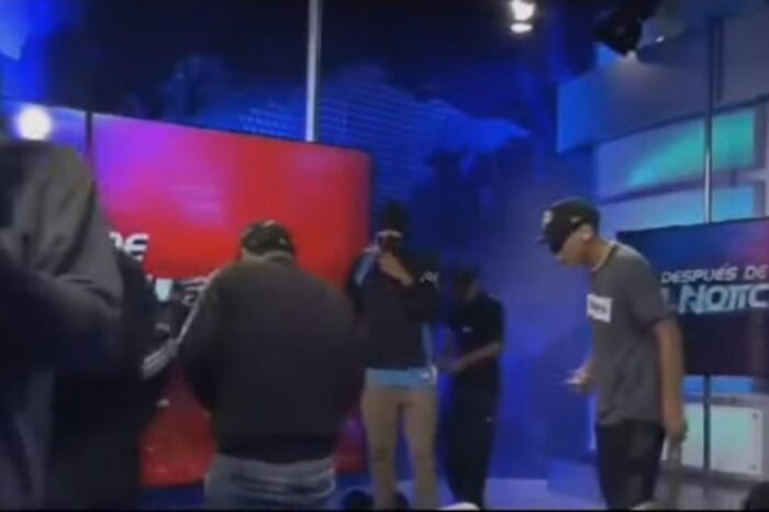 Detienen a dos presuntos implicados en el asesinato del fiscal que investigaba asalto armado a canal de television en Ecuador